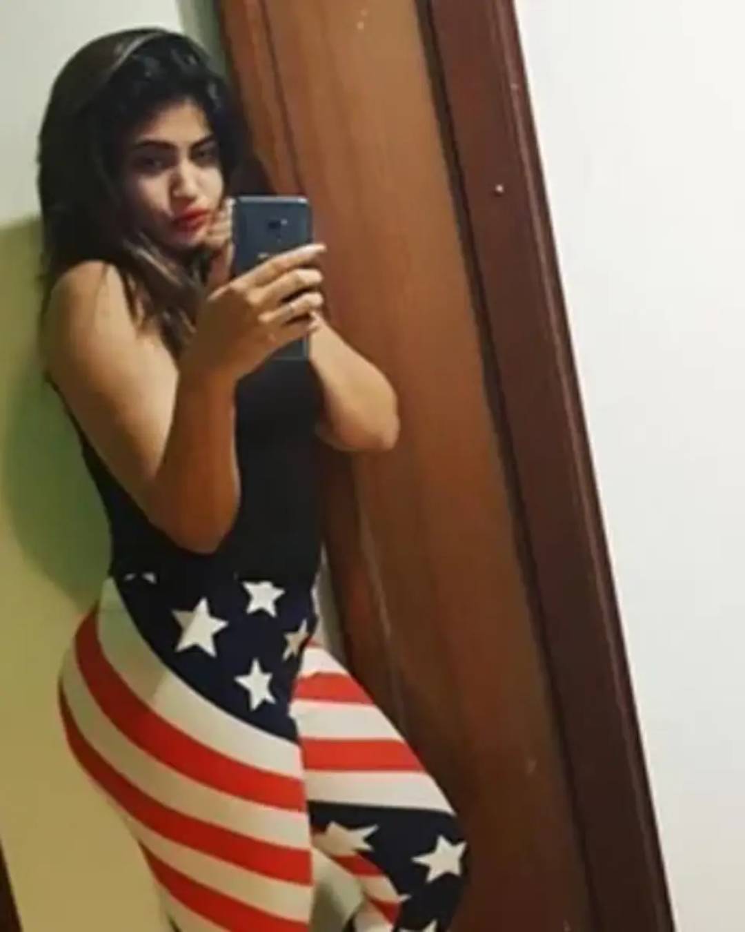 female call girl in Jakholi